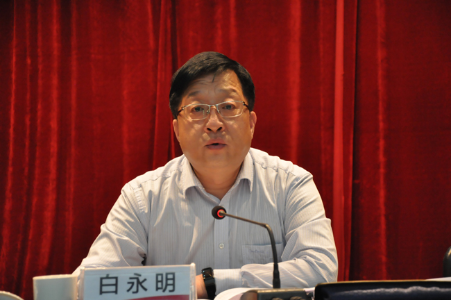 白永明强调,一花独放不是春,百花齐放春满园.