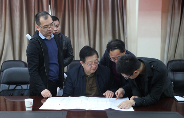 “白永明深入王村斜井调研煤炭地下气化项目推进情况